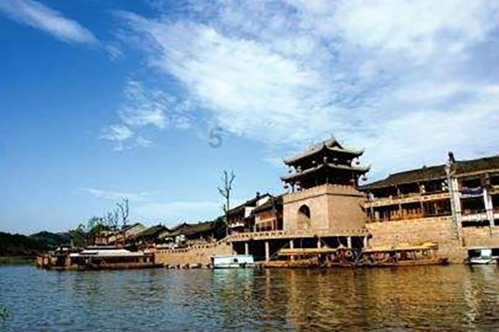 要久久爱：方明雨一句话，爆出30年前爆炸真相，黄瀛子为蓝家正名