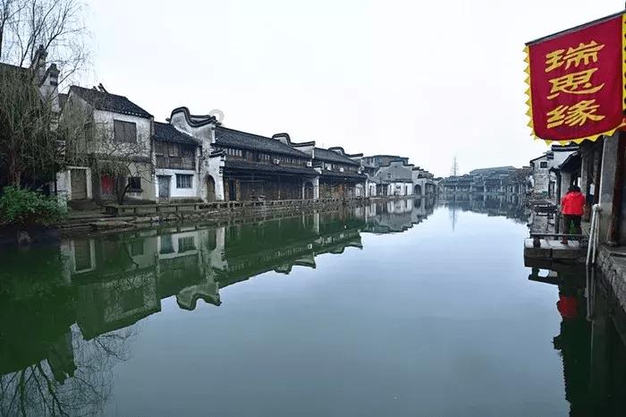 古董瓷器 拍卖值多少钱游戏画面
