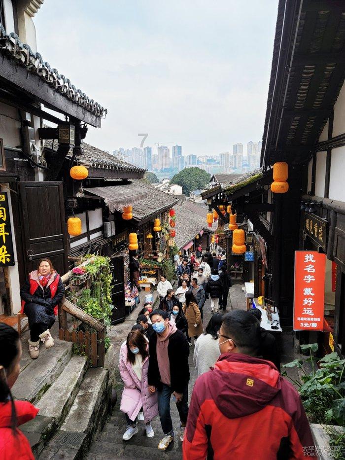 强强联手，成都市地方志办与成都传媒集团签署战略协议